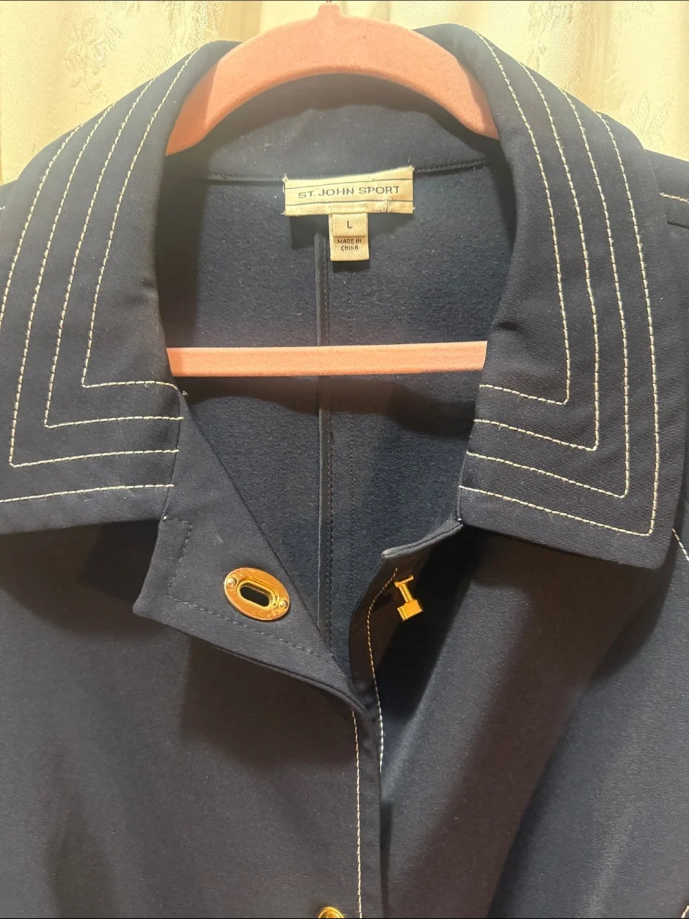St John Classic Navy Trench Coat with White Stitching and Gold Accents & Belt - Picture 5 of 10